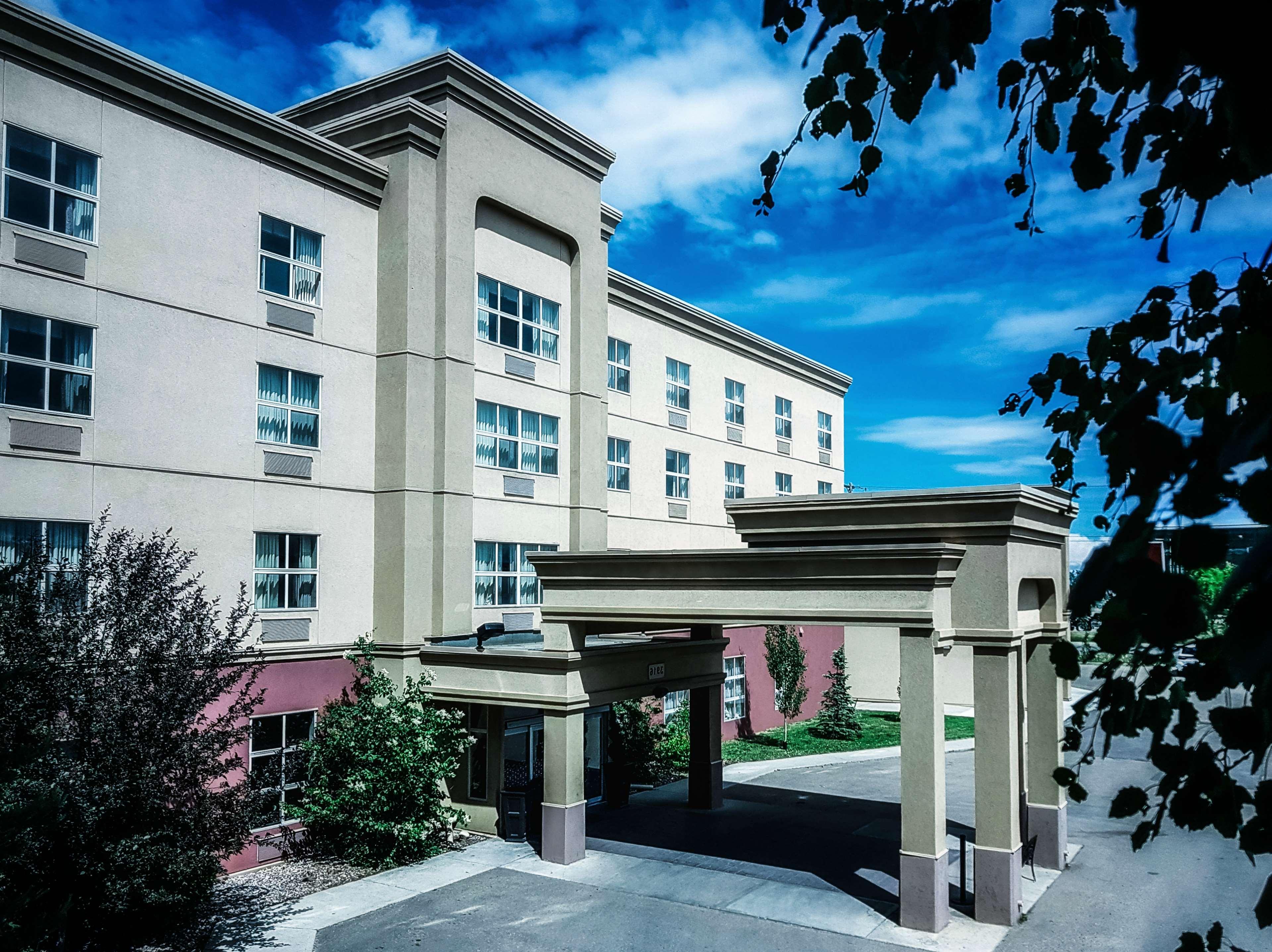 Hampton Inn & Suites By Hilton Edmonton International Airport Leduc Bagian luar foto
