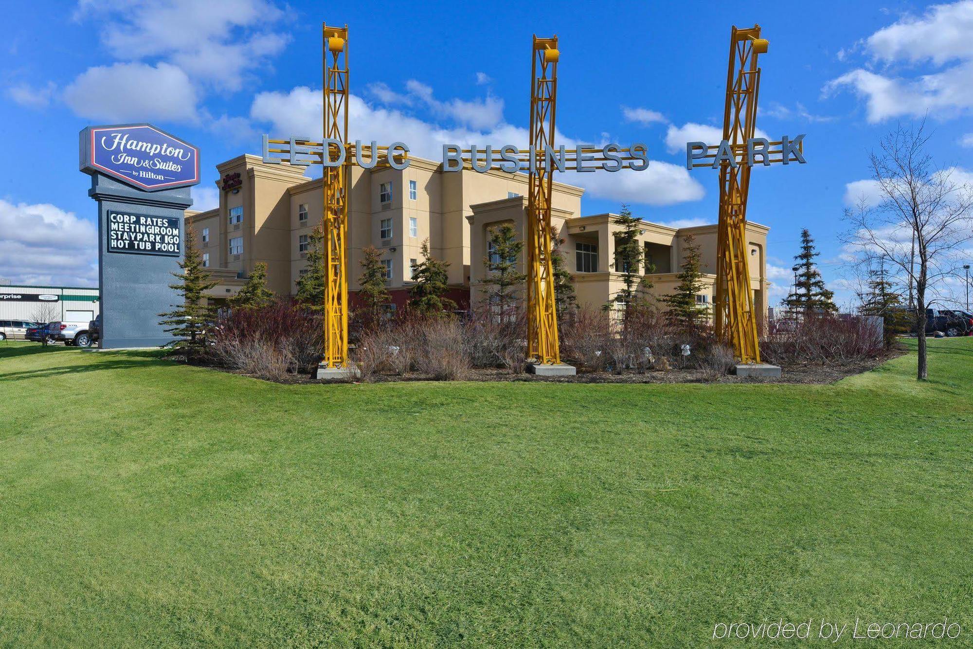 Hampton Inn & Suites By Hilton Edmonton International Airport Leduc Bagian luar foto